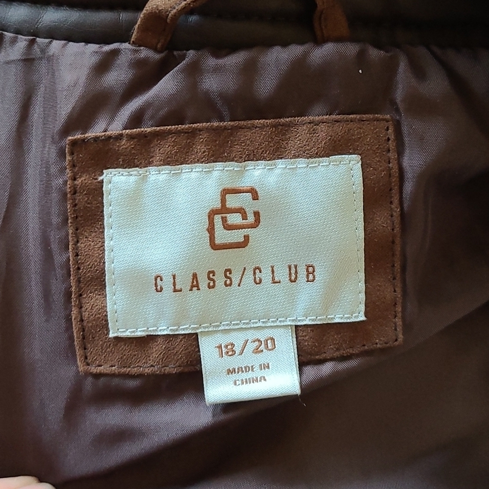 Class/Club Size 18/20 Brown Vest - Picture 8 of 8